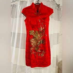 Lucky Red Cheongsam Qipao Traditional Chinese Wedding Dress
